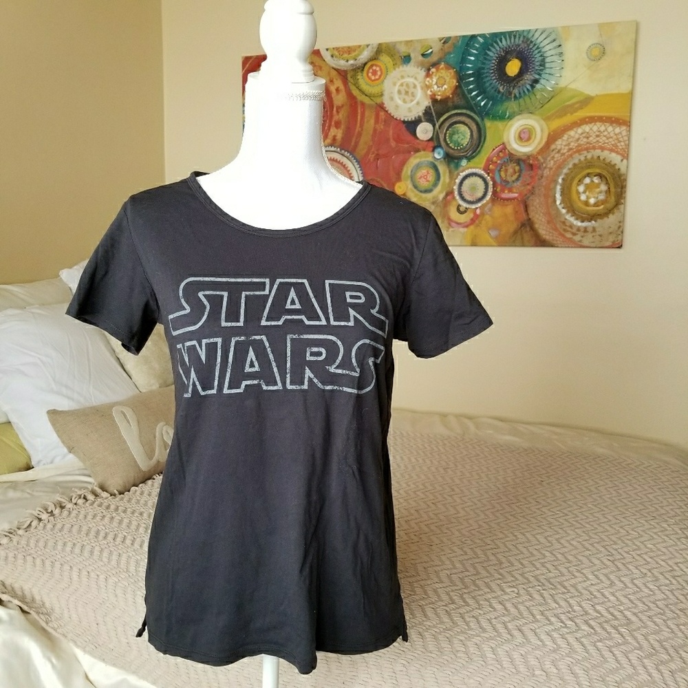 *SOLD* Star Wars shirt - medium
